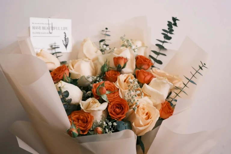 Happy Anniversary Flowers: Marking the Date Properly